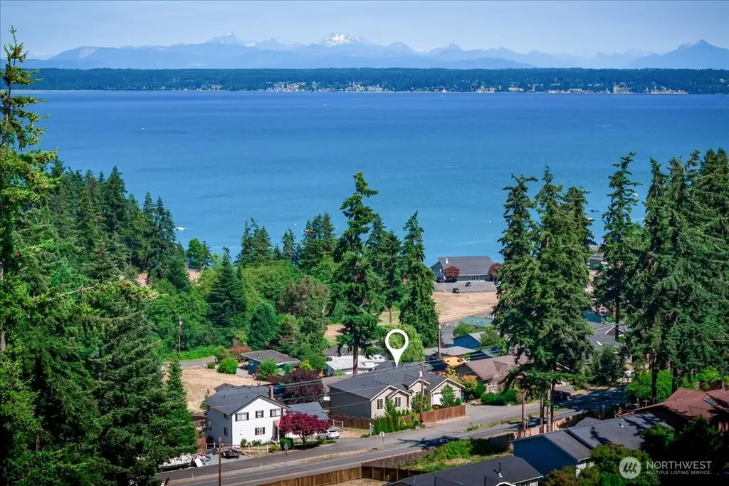 1229 SE Camano Drive Camano Island WA 98282