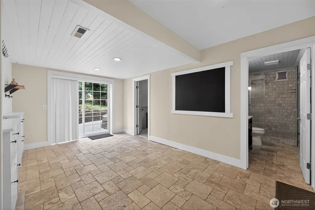 20009 SE 20th Place Sammamish WA 98075