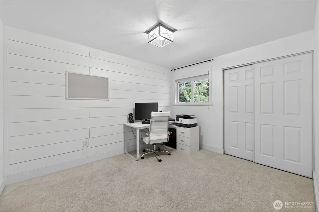 20009 SE 20th Place Sammamish WA 98075