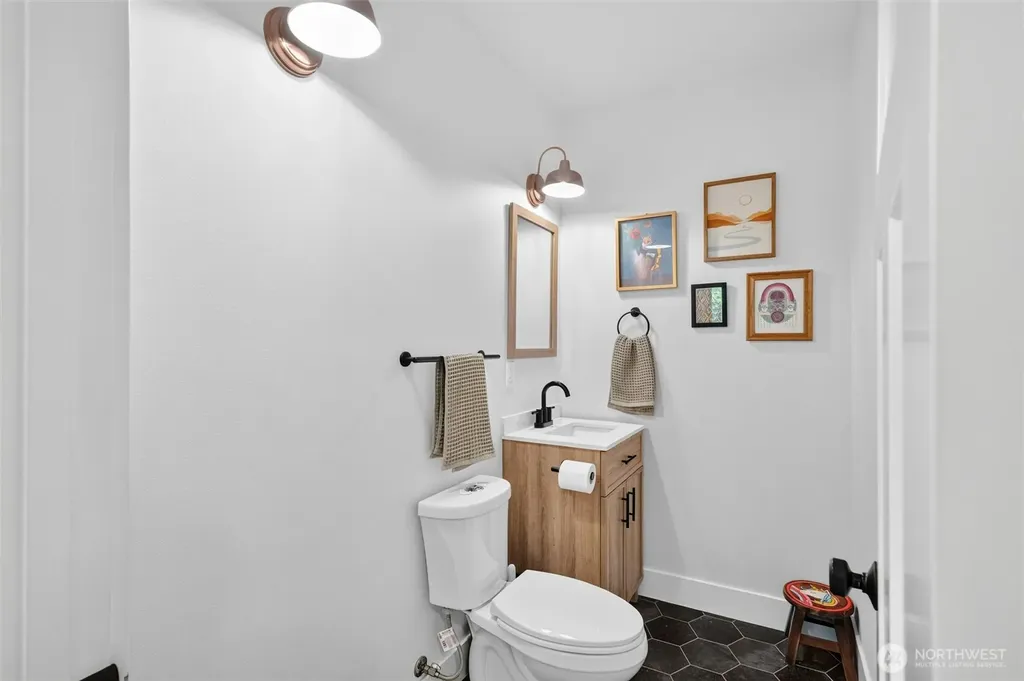 5502 Northwest Avenue Bellingham WA 98226