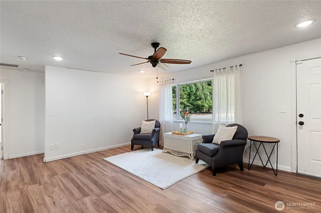 124 Tule Lake Road E Tacoma WA 98445