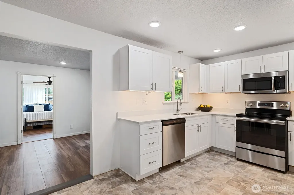 124 Tule Lake Road E Tacoma WA 98445