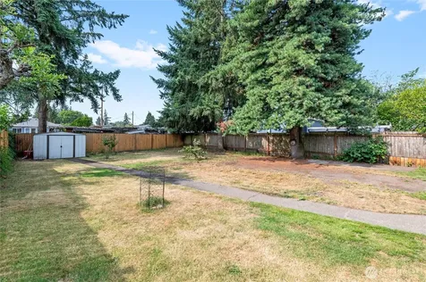 124 Tule Lake Road E Tacoma WA 98445