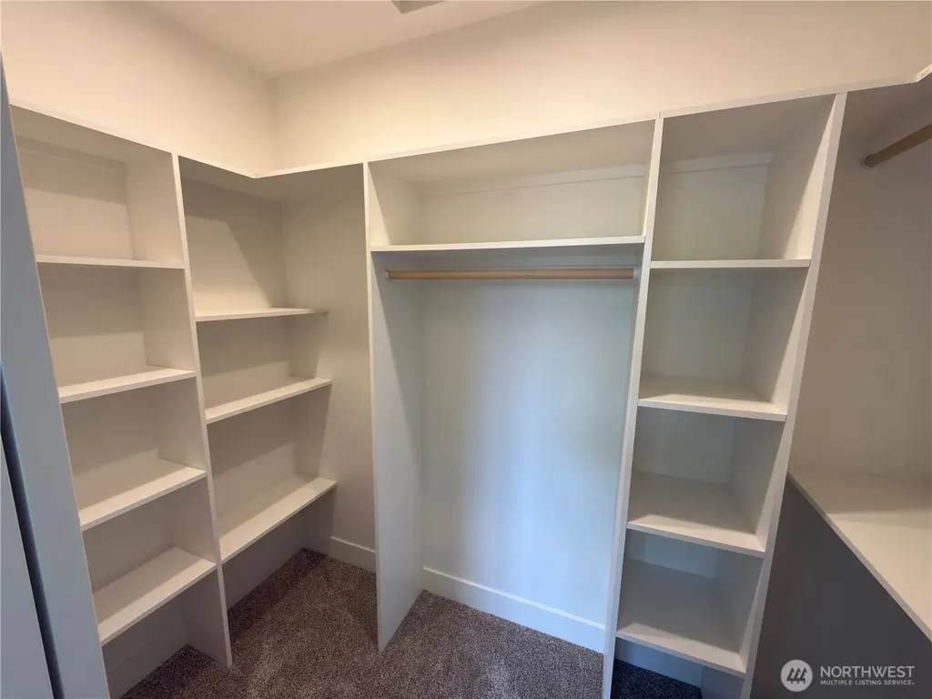 10528 13th Avenue W Everett WA 98204