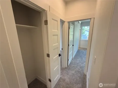 10528 13th Avenue W Everett WA 98204
