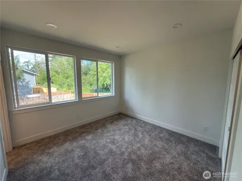 10528 13th Avenue W Everett WA 98204