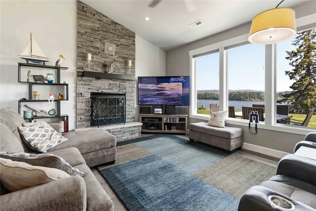 119 Old Mill Creek Road Longview WA 98632