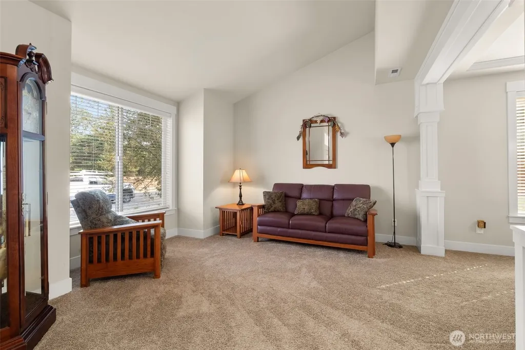 29015 33rd Avenue S Roy WA 98580