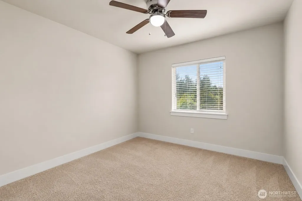 29015 33rd Avenue S Roy WA 98580