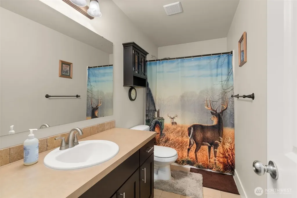 29015 33rd Avenue S Roy WA 98580