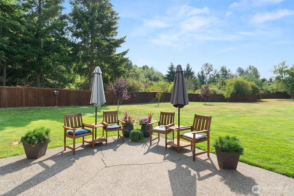 29015 33rd Avenue S Roy WA 98580