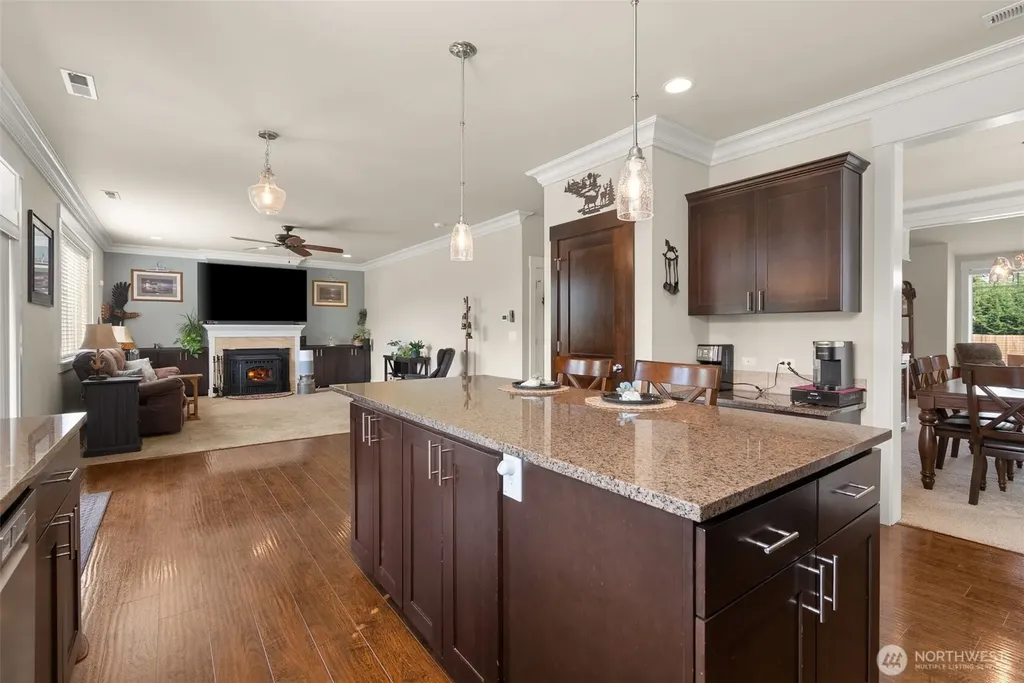 29015 33rd Avenue S Roy WA 98580