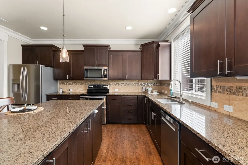 29015 33rd Avenue S Roy WA 98580