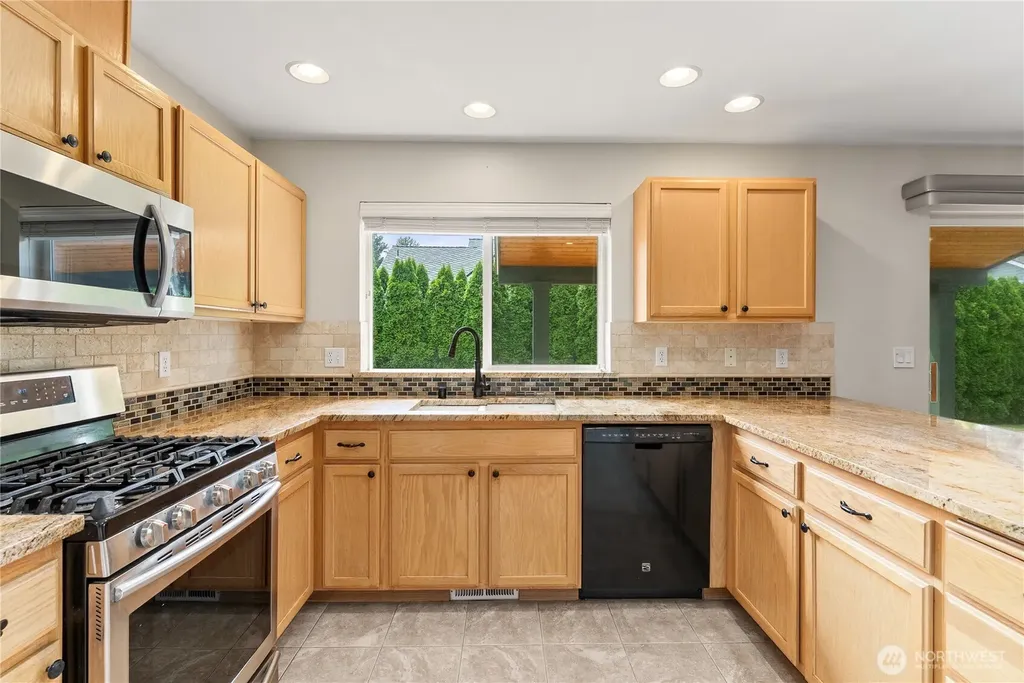 7614 138th Street Ct E Puyallup WA 98373