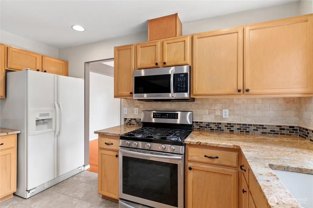 7614 138th Street Ct E Puyallup WA 98373