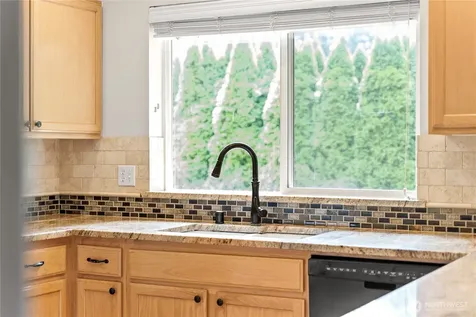 7614 138th Street Ct E Puyallup WA 98373