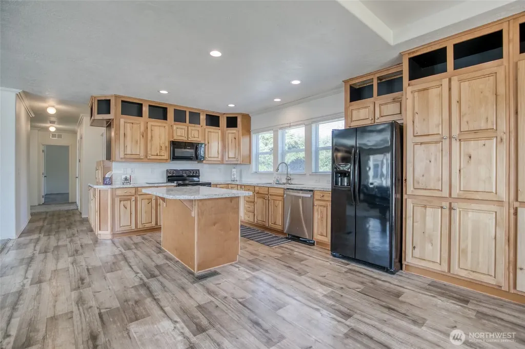 141 Frigate Street NW Ocean Shores WA 98569
