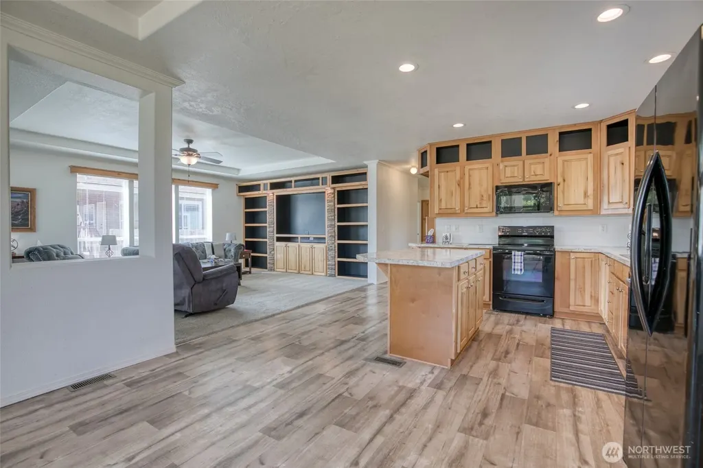 141 Frigate Street NW Ocean Shores WA 98569