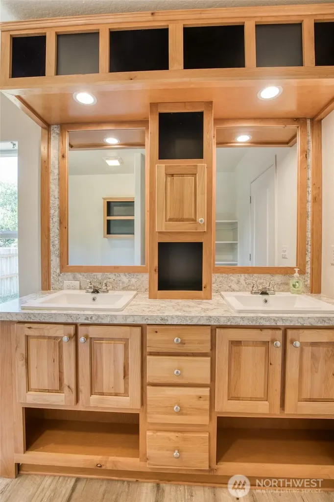141 Frigate Street NW Ocean Shores WA 98569