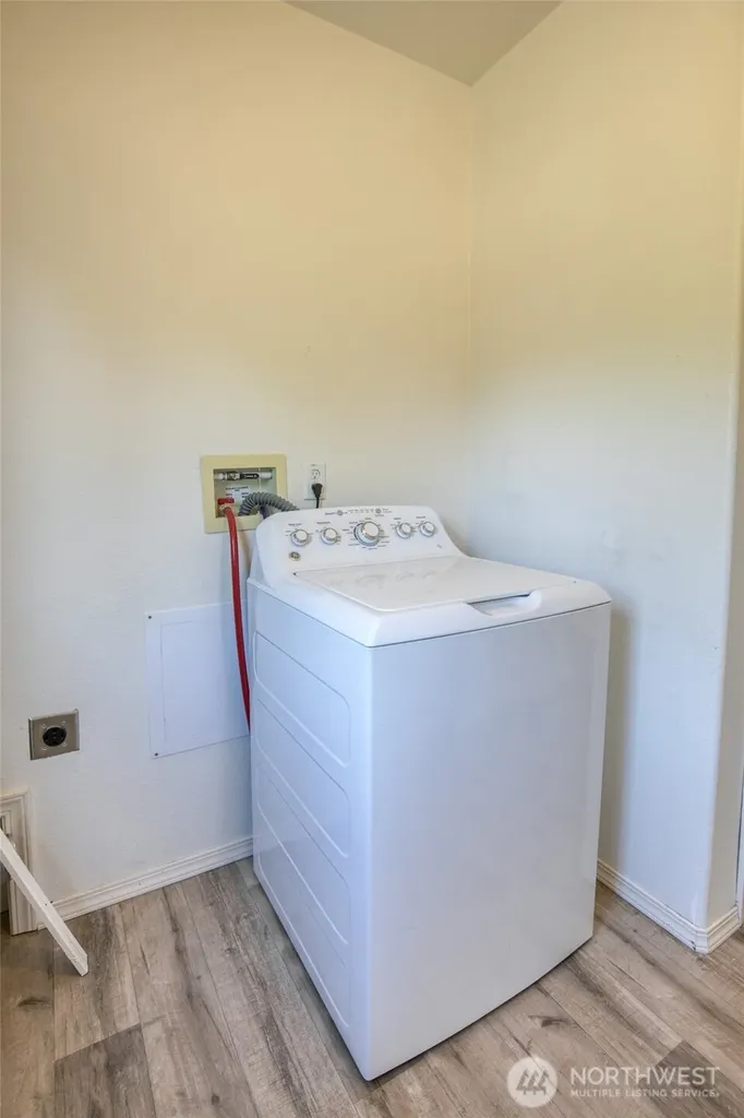141 Frigate Street NW Ocean Shores WA 98569
