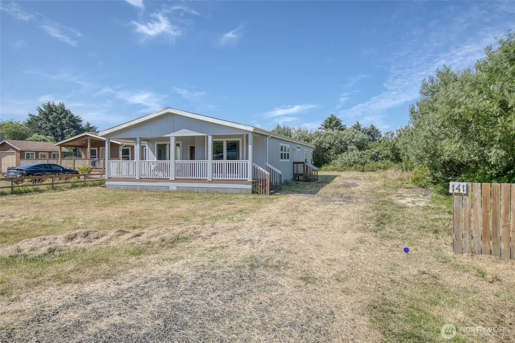 141 Frigate Street NW Ocean Shores WA 98569