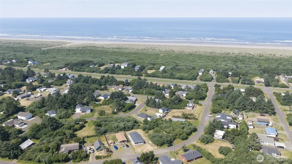 141 Frigate Street NW Ocean Shores WA 98569