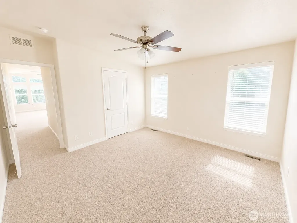 23825 15th Avenue SE Bothell WA 98021