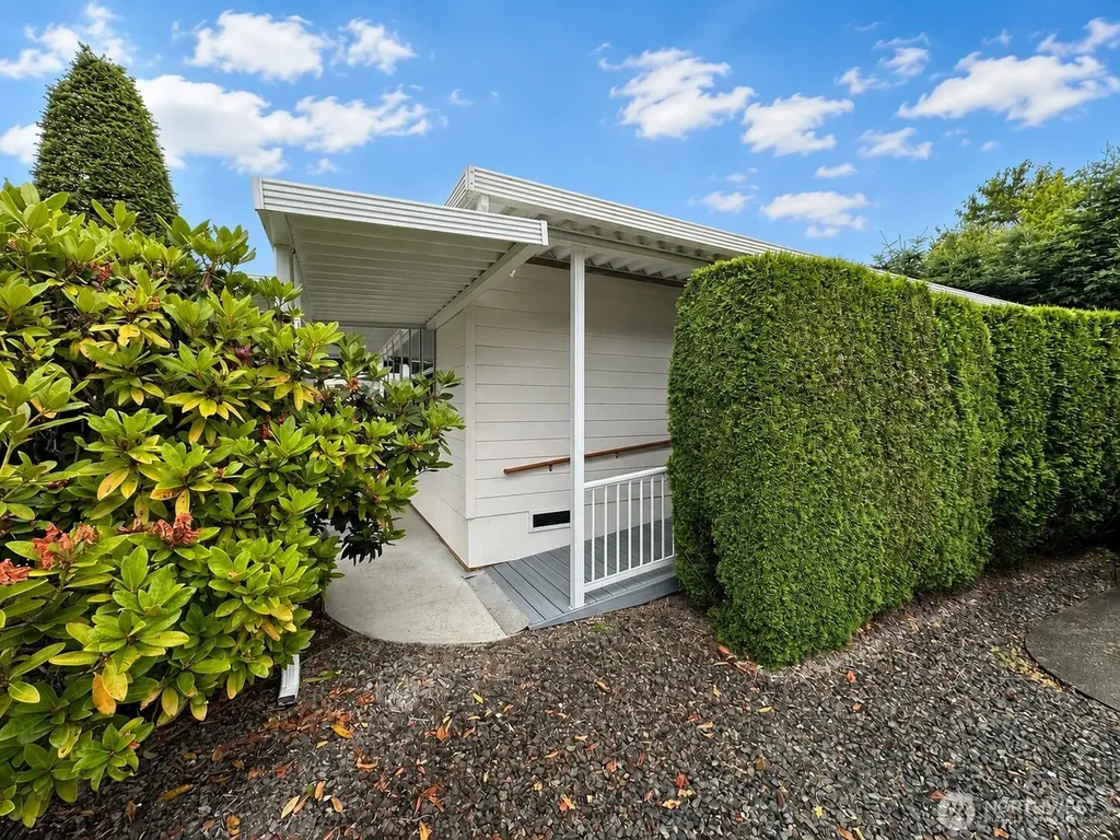 23825 15th Avenue SE Bothell WA 98021