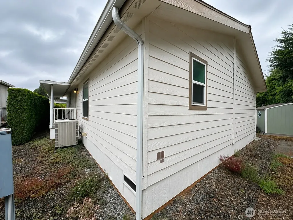 23825 15th Avenue SE Bothell WA 98021