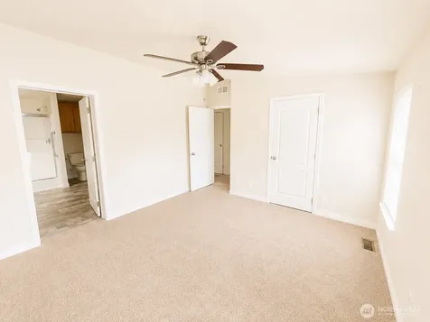 23825 15th Avenue SE Bothell WA 98021