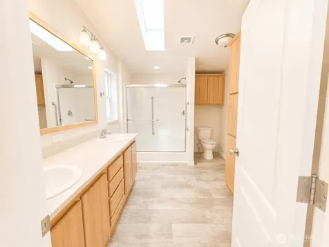 23825 15th Avenue SE Bothell WA 98021