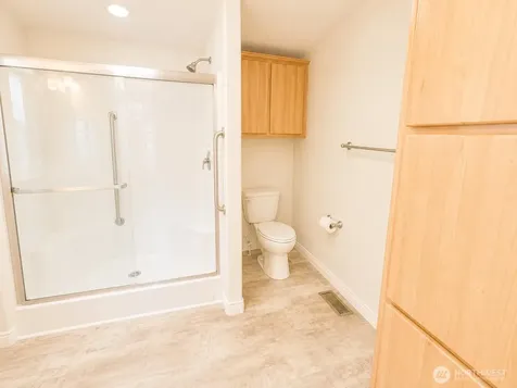 23825 15th Avenue SE Bothell WA 98021