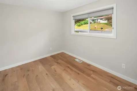 12625 169th Avenue SE Renton WA 98059