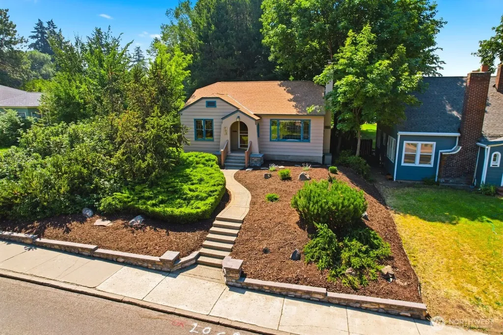 702 E 3rd Avenue Ellensburg WA 98926