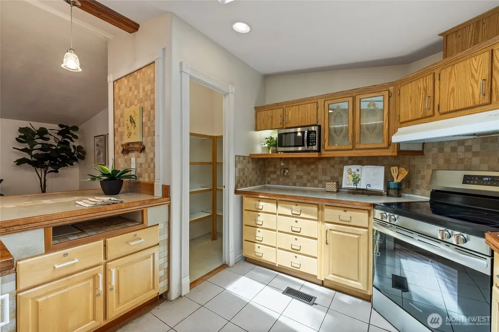 9202 206th Street Ct E Graham WA 98338