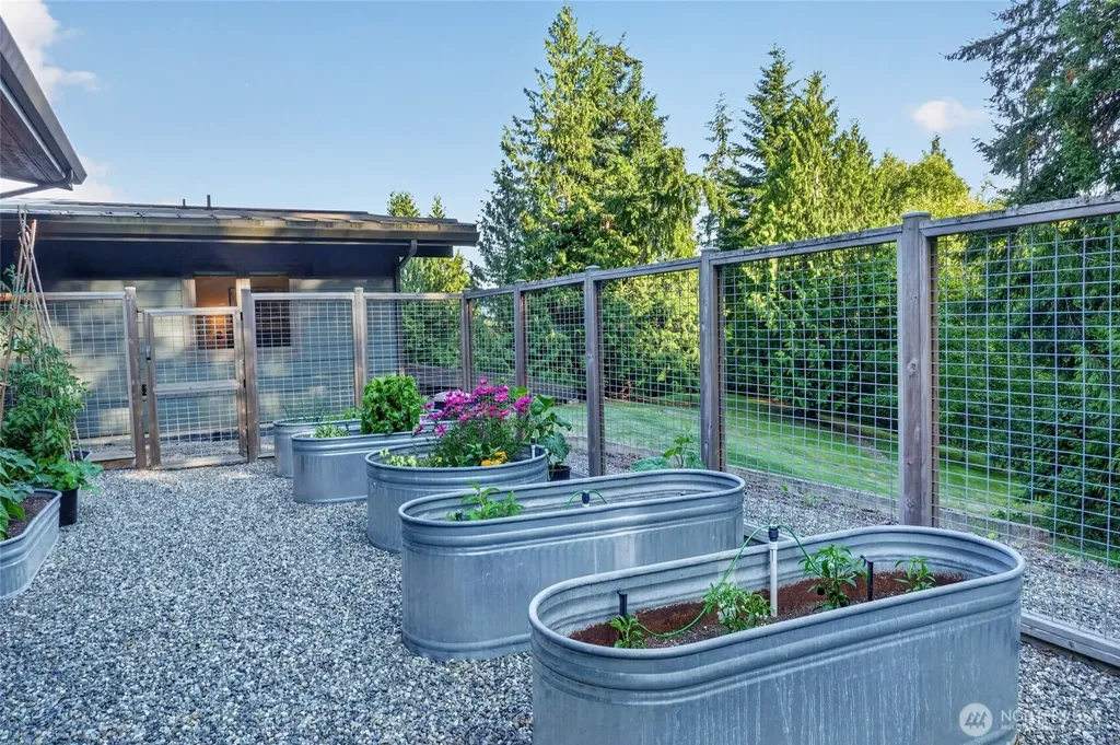 3143 Edgewood Lane Bellingham WA 98226