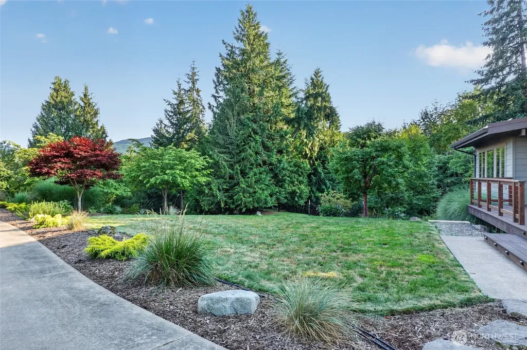 3143 Edgewood Lane Bellingham WA 98226