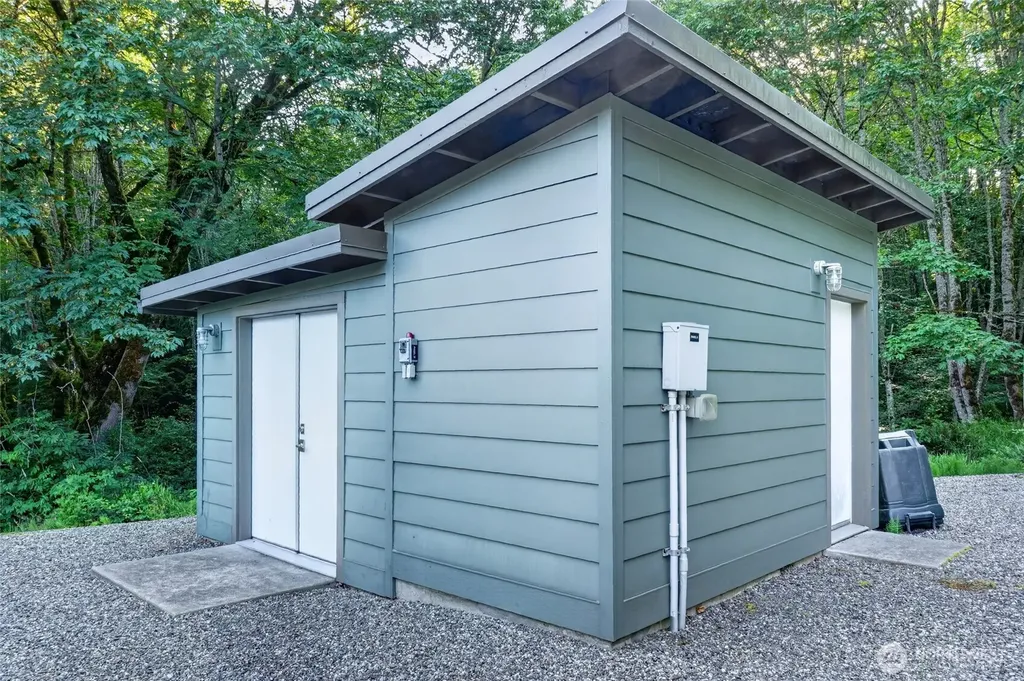 3143 Edgewood Lane Bellingham WA 98226