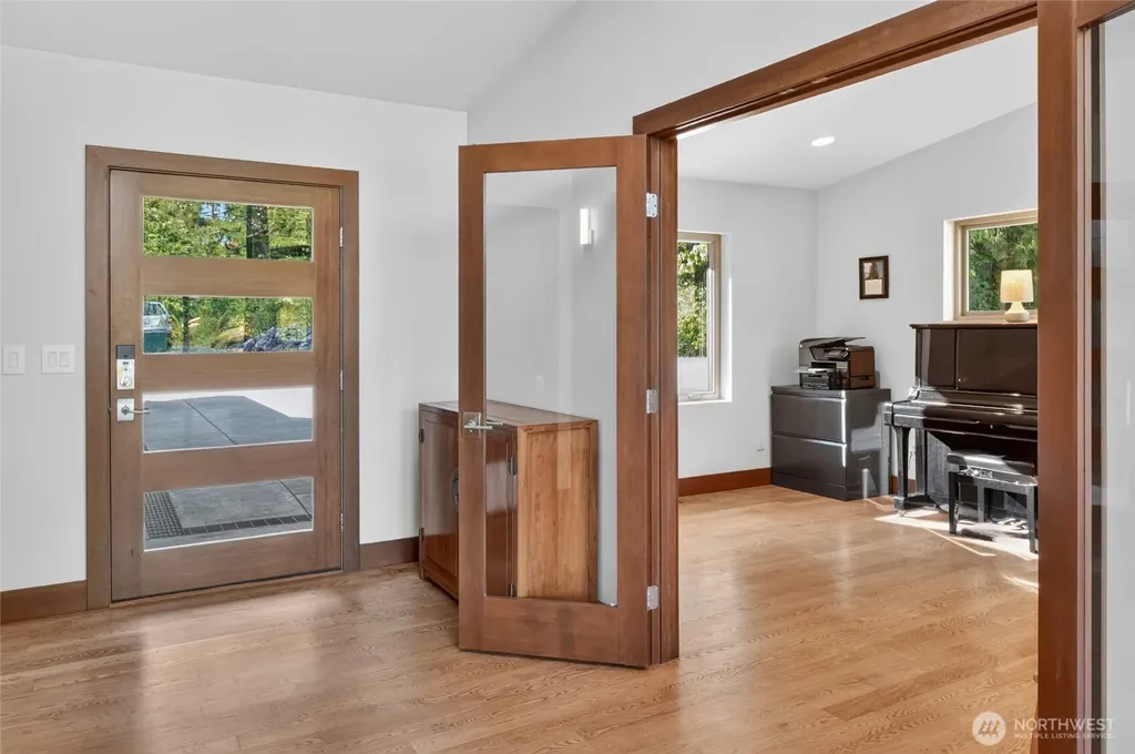 3143 Edgewood Lane Bellingham WA 98226