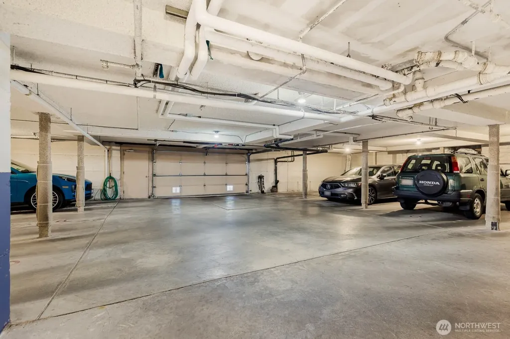 9901 NE 4th Street Bellevue WA 98004