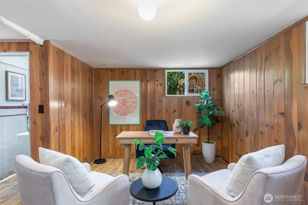 7551 33rd Avenue NW Seattle WA 98117