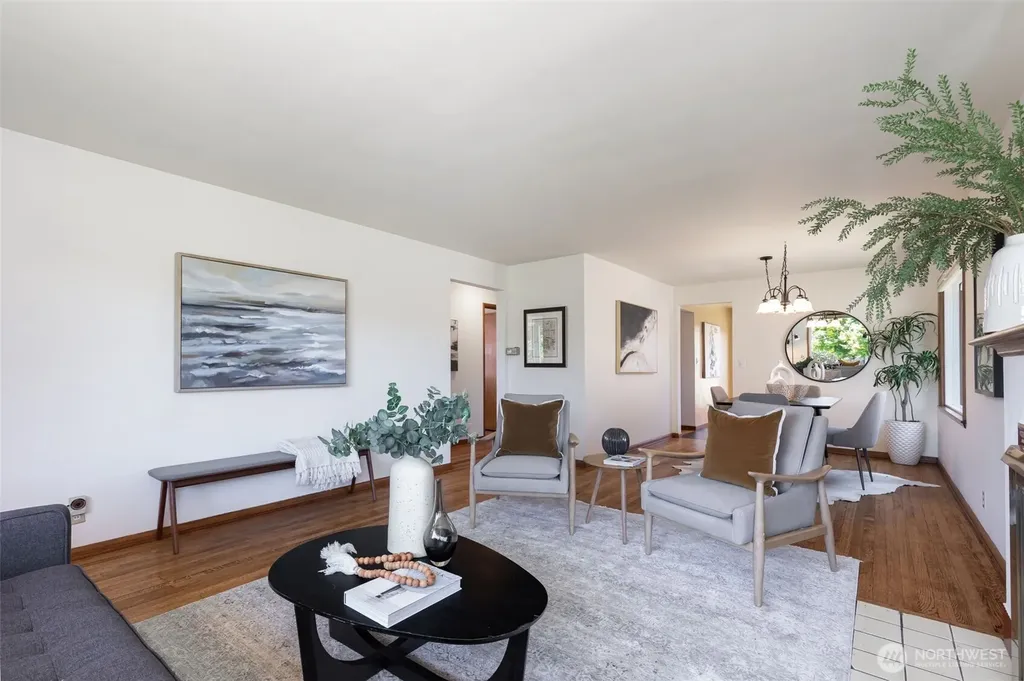 7551 33rd Avenue NW Seattle WA 98117