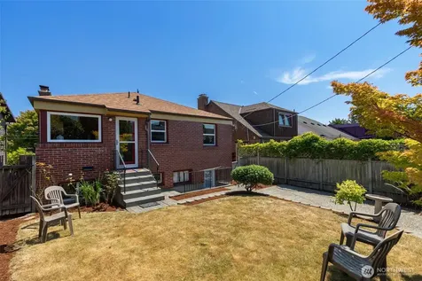 7551 33rd Avenue NW Seattle WA 98117