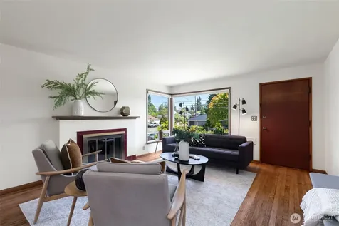 7551 33rd Avenue NW Seattle WA 98117