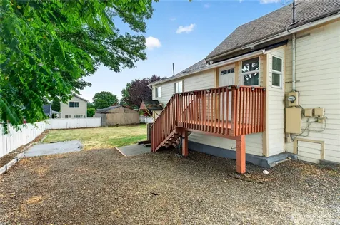 3735 S Alaska Street Tacoma WA 98418