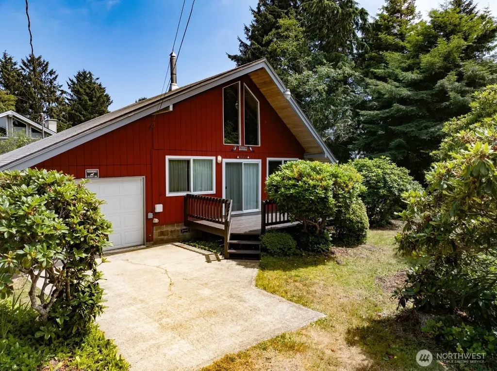 32216 R Street Ocean Park WA 98640