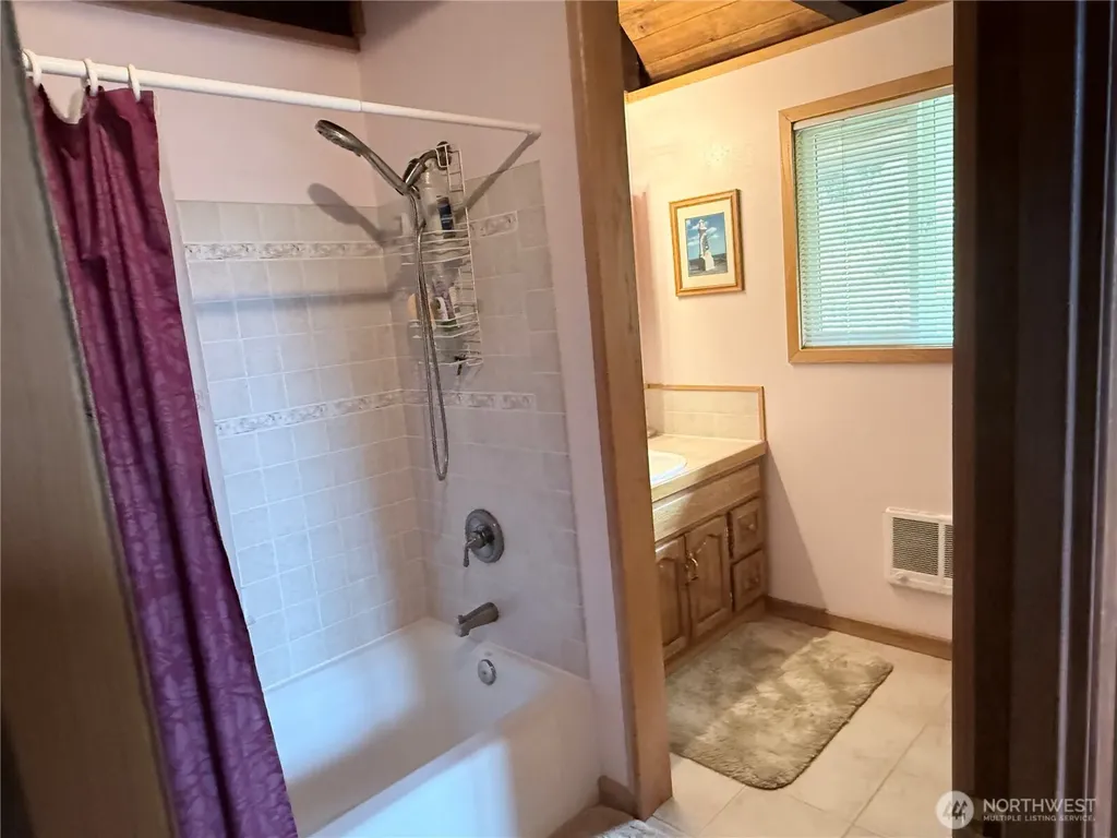 32216 R Street Ocean Park WA 98640