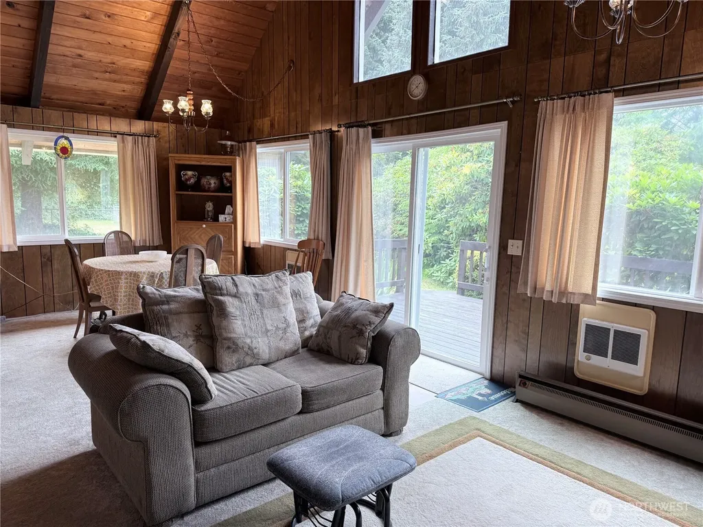 32216 R Street Ocean Park WA 98640
