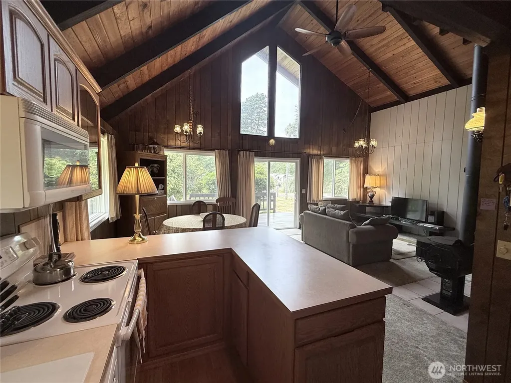32216 R Street Ocean Park WA 98640