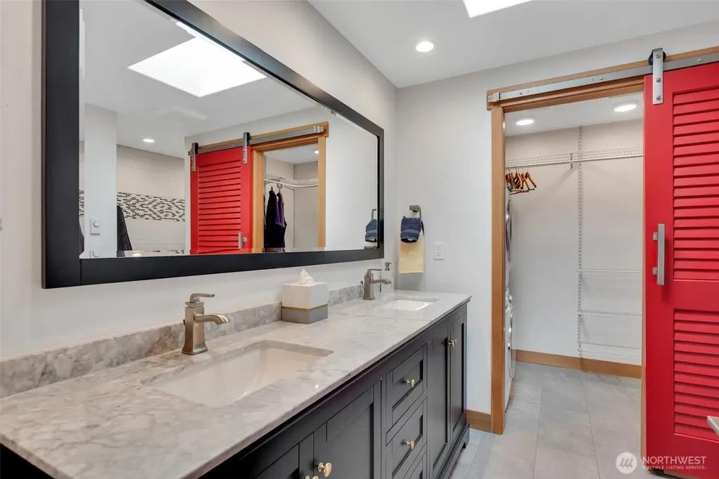 30201 33rd Avenue SW Federal Way WA 98023